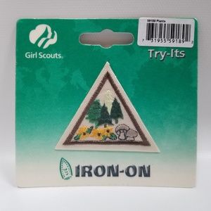 Try-Its Girl Scout Iron On Plants Triangle Patch